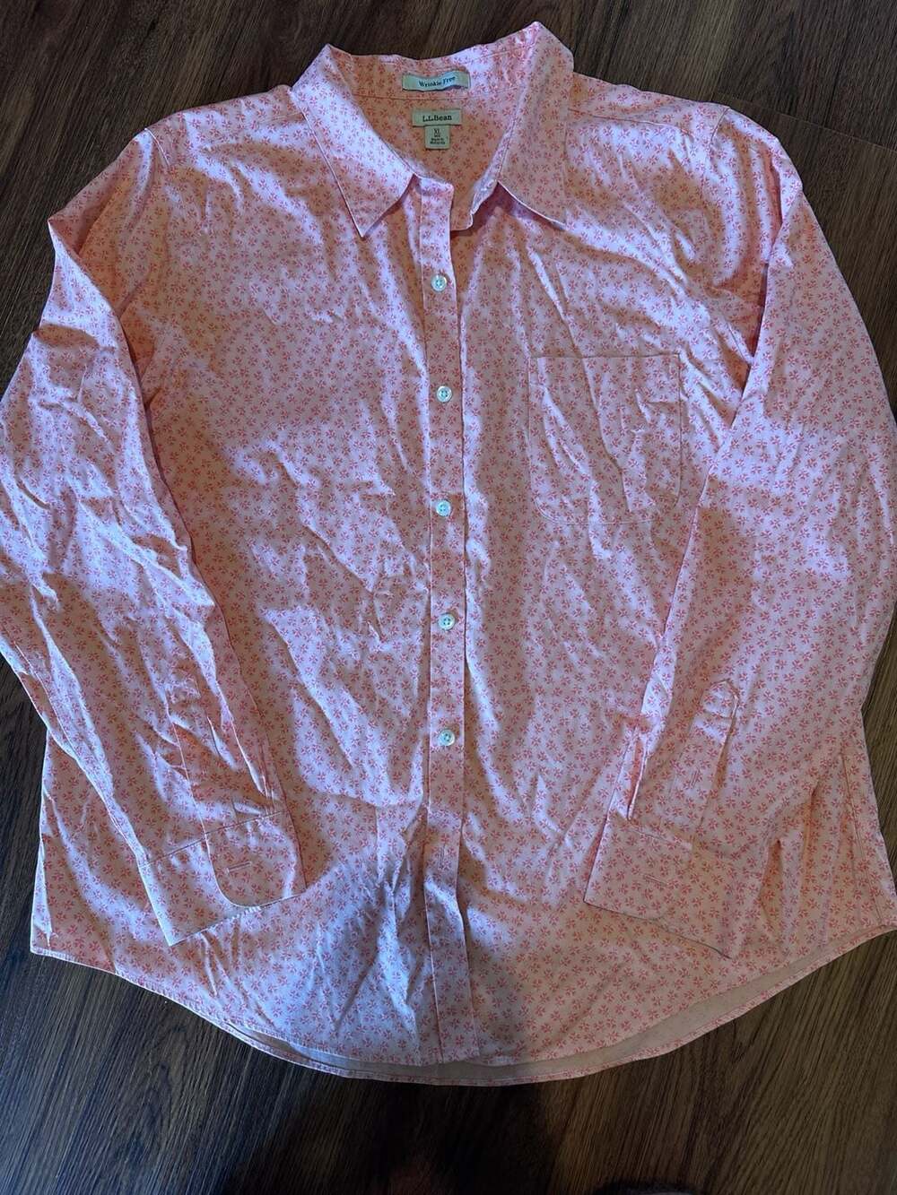 L.L. Bean Wrinkle Free Button Up Shirt Size XL Pink Floral